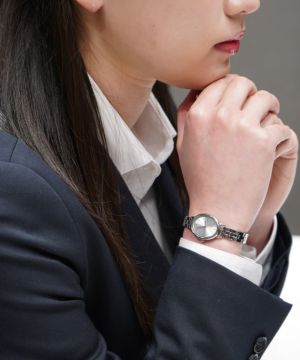 ���p�C���[�W:BERING Ladies Unisex Classic Oval Link 11020-704 �i�x�[�����O���f�B�[�X���j�Z�b�N�X�r���v �N���V�b�N �I�[�o�������N �V���o�[�j