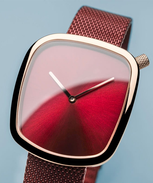 Red | BERING Ladies KiBiSi Pebble Watch 34mm 18034-363 | 腕時計の