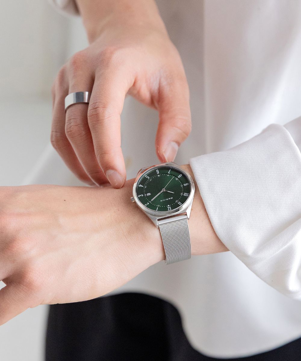 BERING/ベーリングメンズユニセックス腕時計 ウルトラスリム メッシュ