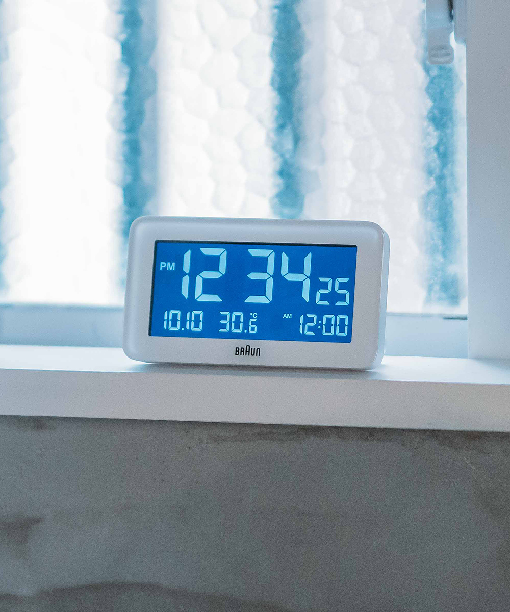 CLOCK | BRAUN Digital Alarm Clock BC10W | 腕時計の通販サイト