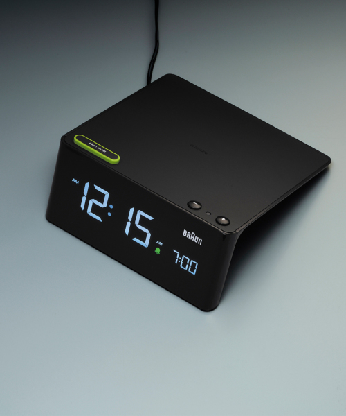 Braun デジタルアラームクロック ブラック BRAUN（ブラウン） | BRAUN DIGITAL ALARM Clock BLACK BC16B