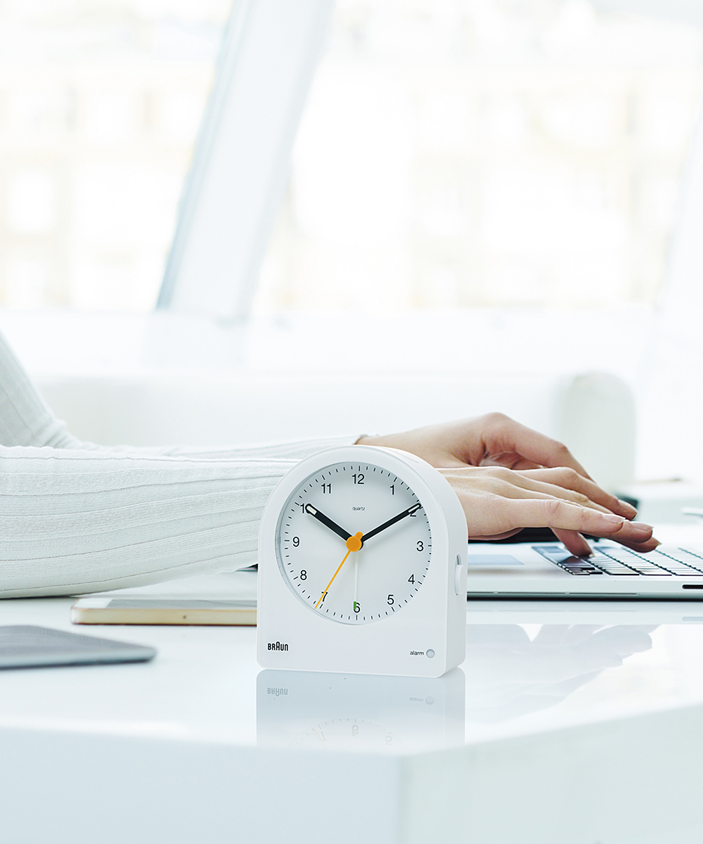 BRAUN（ブラウン） | BRAUN ALARM CLOCK WHITE BC22W（ブラウン
