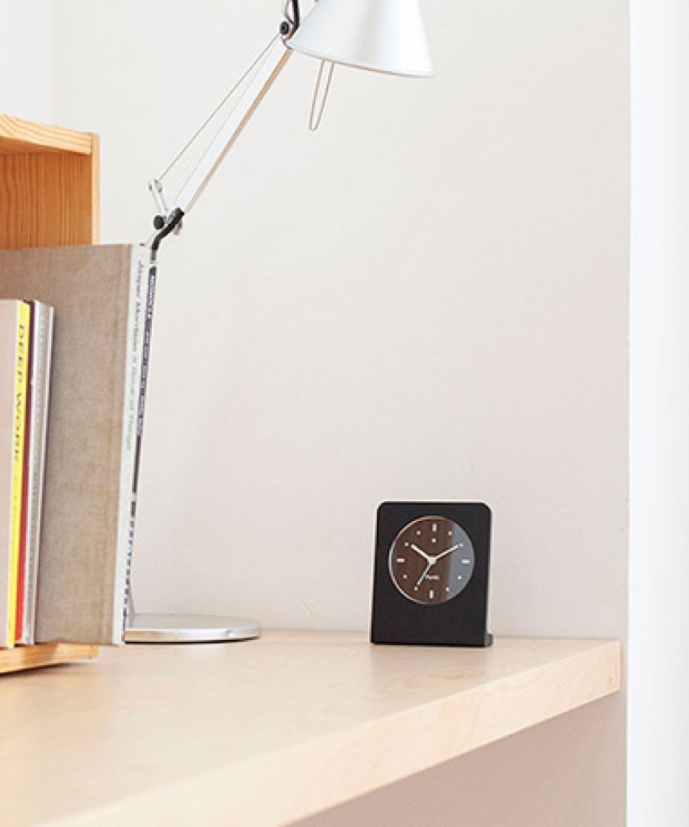 Punkt | Punkt.(プンクト) ジャスパー・モリソン アラームテーブル